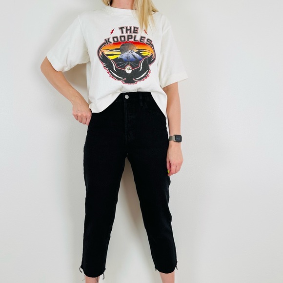 New PacSun Eco Black High Waisted Raw Hem 100% cotton Straight Leg Jeans - Picture 4 of 9